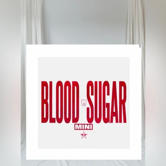 Jeffree Star Cosmetics Blood Sugar Mini Eyeshadow Palette NWT Red Matte Shimmer - Picture 5 of 7